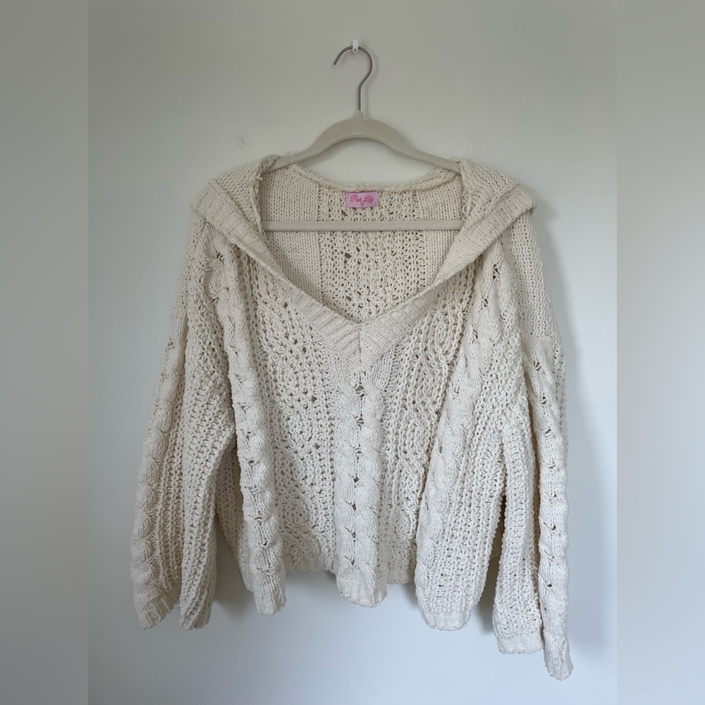 Pink Lily Sweater Size S